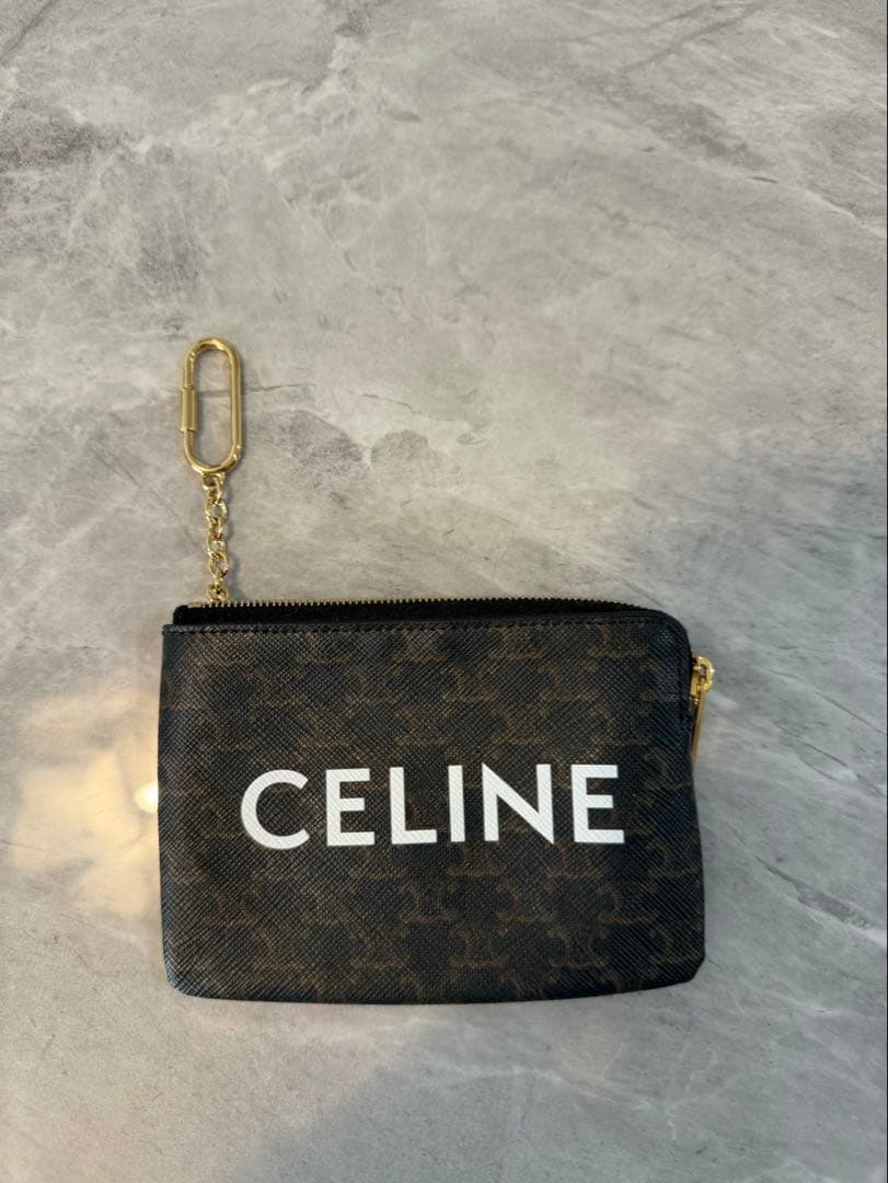 最終値下げ　CELINE ロゴ入りポーチ　美品