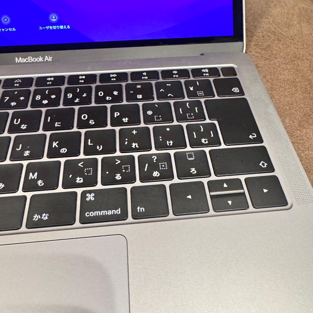 【美品】Apple MacBook Air 2018 13.3 inch