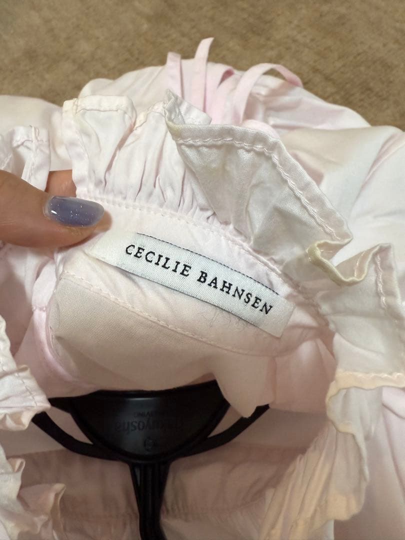 セシリーバンセン　ワンピース