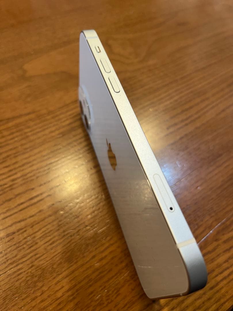 iPhone12 64GB バッテリー79%