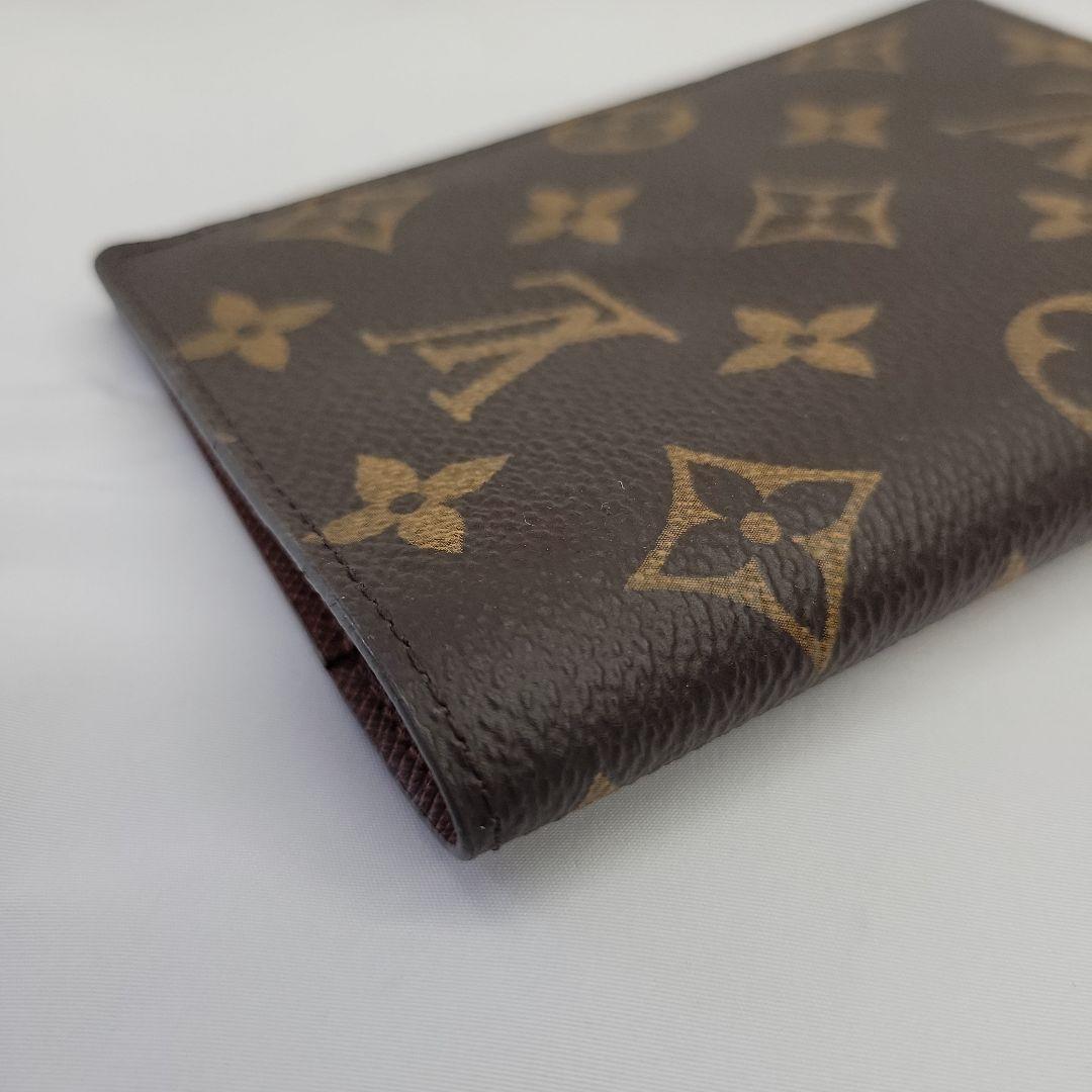ルイヴィトン　モノグラム　パスポートケース　M60181