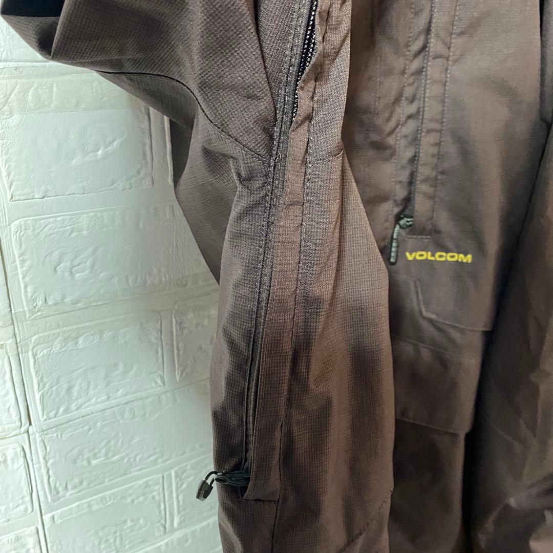 VOLCOM ボルコム　フーディスノーボードウェア　ダークブラウン