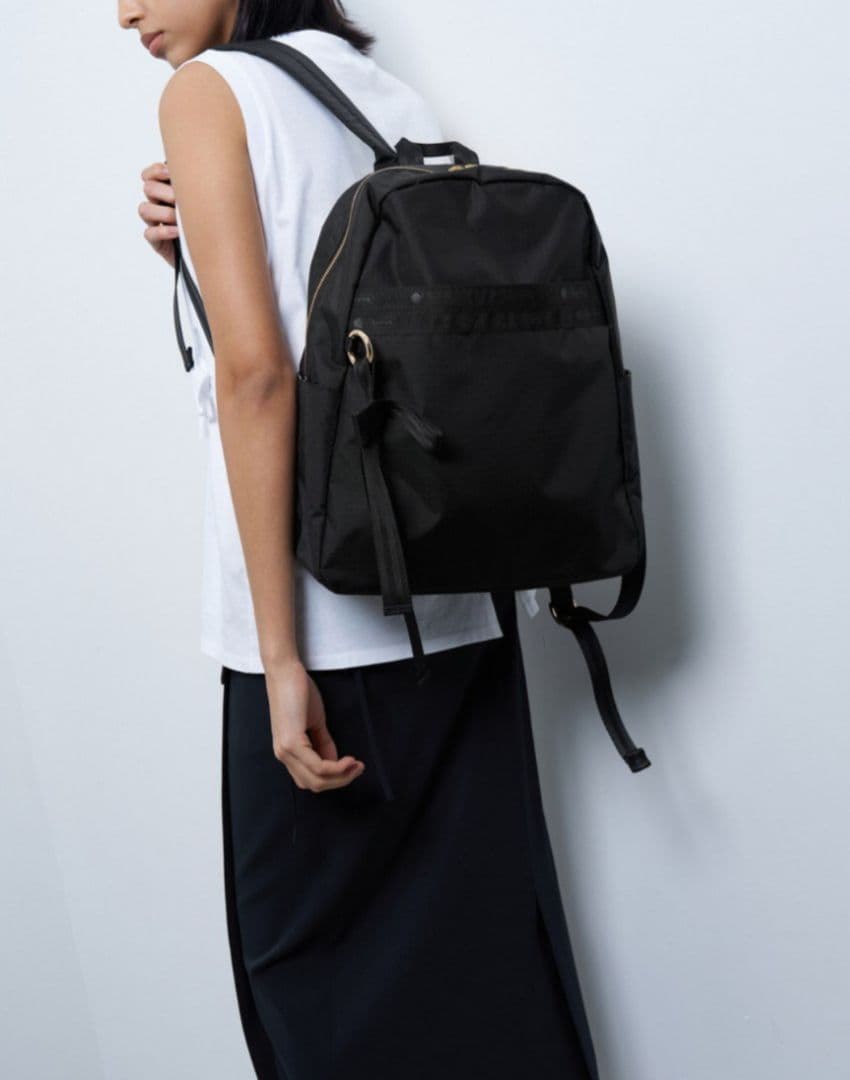 【美品】LeSportsac LANVIN en bleu ブラックリュック