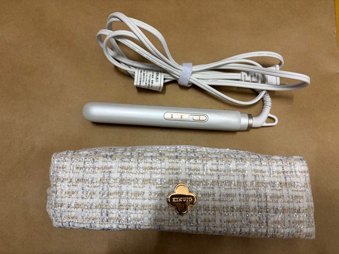 KINUJOミニヘアアイロンdeux耐熱ポーチ付