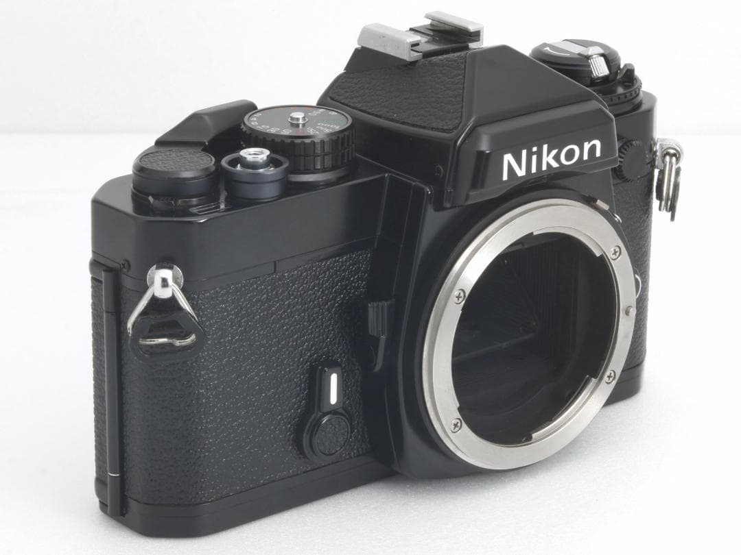 0158 ニコン Nikon FE ブラック + 単焦点レンズ
