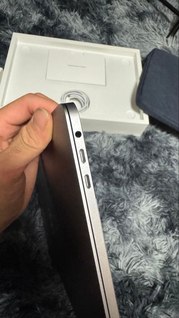 MacBook本体 Macbook pro 2020 i7/16gb/512gb