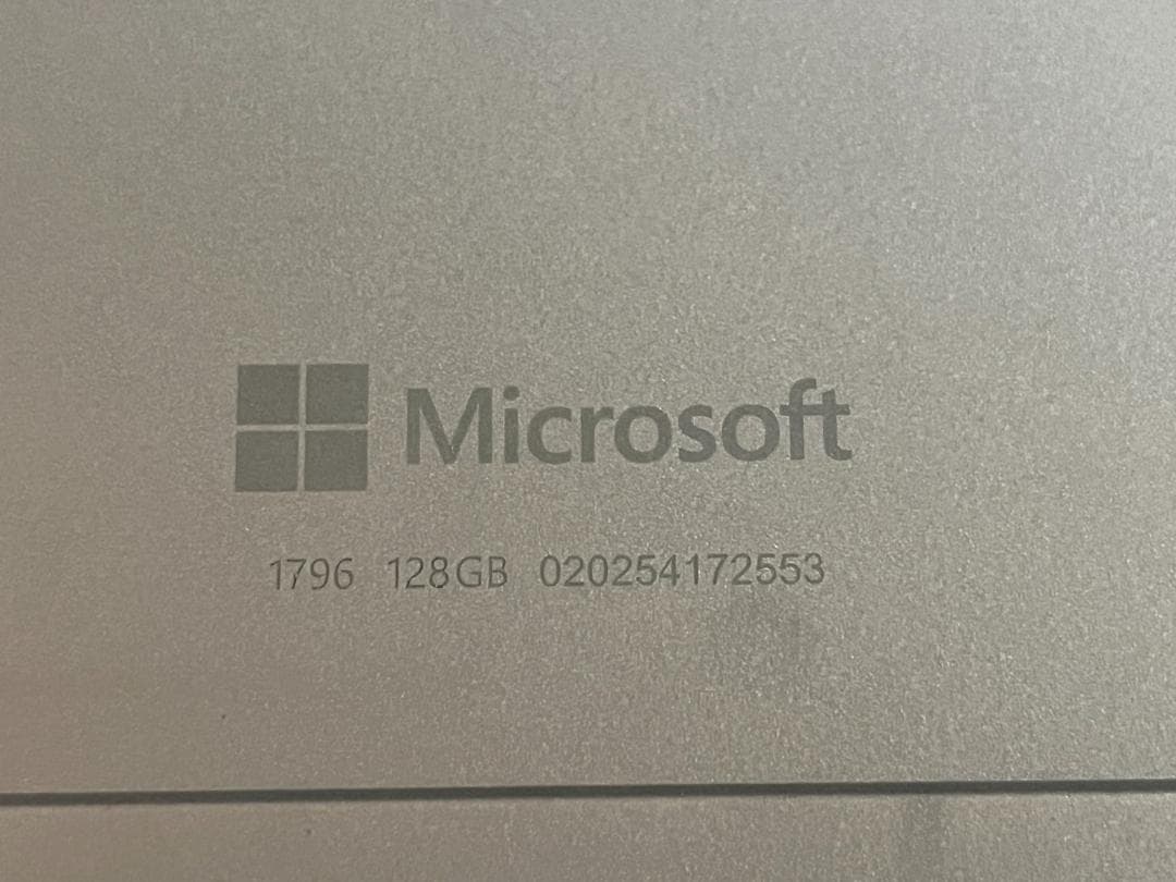 【期間限定お値下げ！】Microsoft Surface pro 5（箱あり）