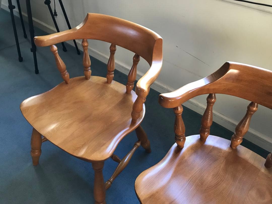 柏木工　木製背もたれ肘掛け付き椅子❶❷２脚まとめてお得セット