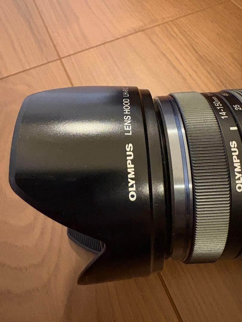 【中古】OLYMPUS E-M5 MarkII ＋望遠レンズ等オプション付き