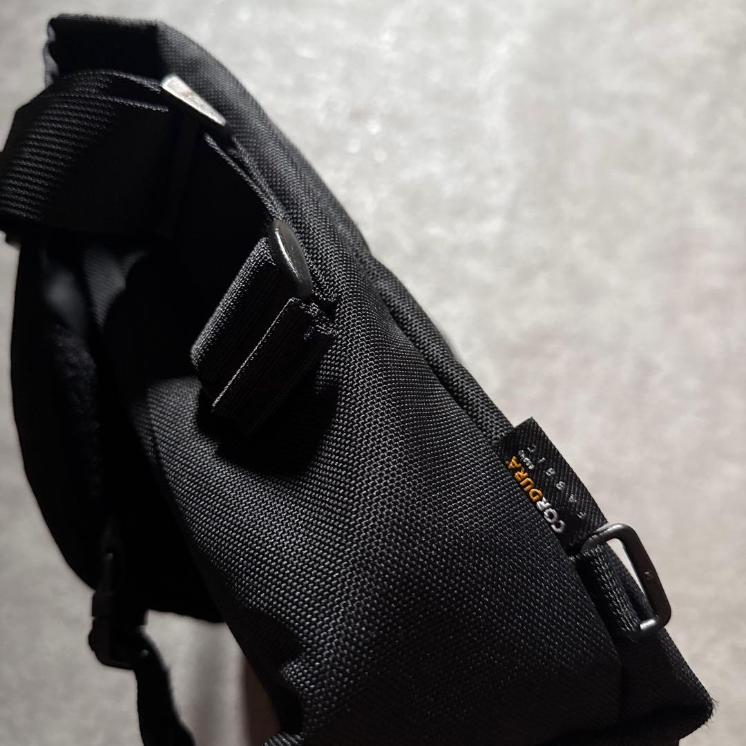 TIMBUK2 ショルダーバッグ メッセンジャーバッグ ブラック y2k