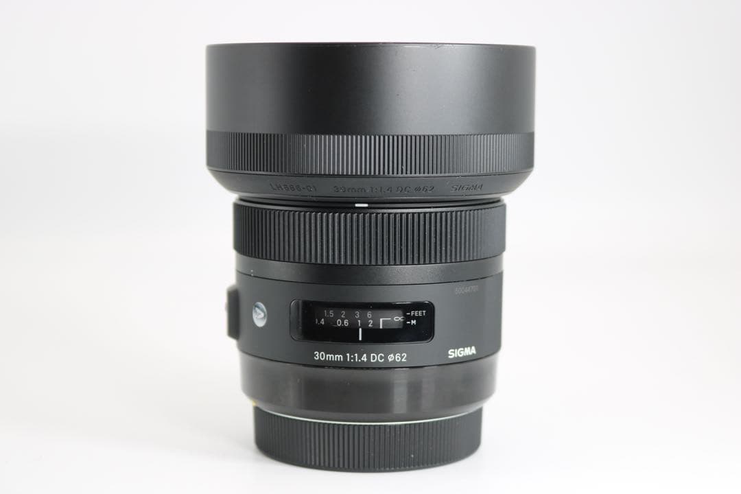 美品　【Canon用 SIGMA 30mm F1.4 DC】 単焦点レンズ