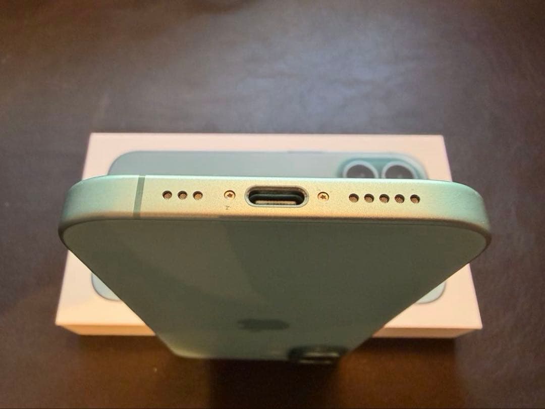 【美品】iPhone 16 128GB ティール