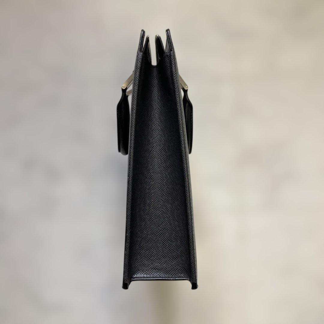 【美品】☆ルイヴィトン タイガ⭐︎