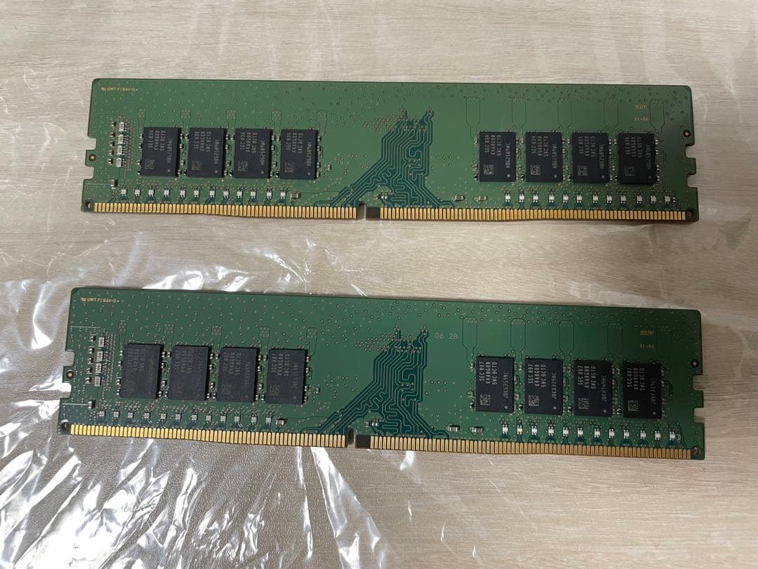 Samsung DDR4 32GB(16×2) メモリ