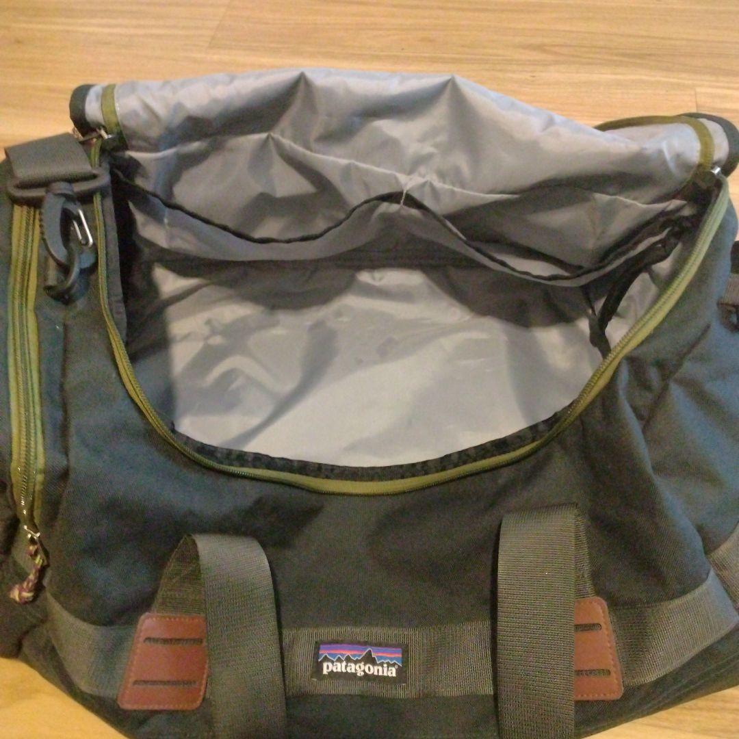 patagonia ネイビーダッフルバッグ 中型
