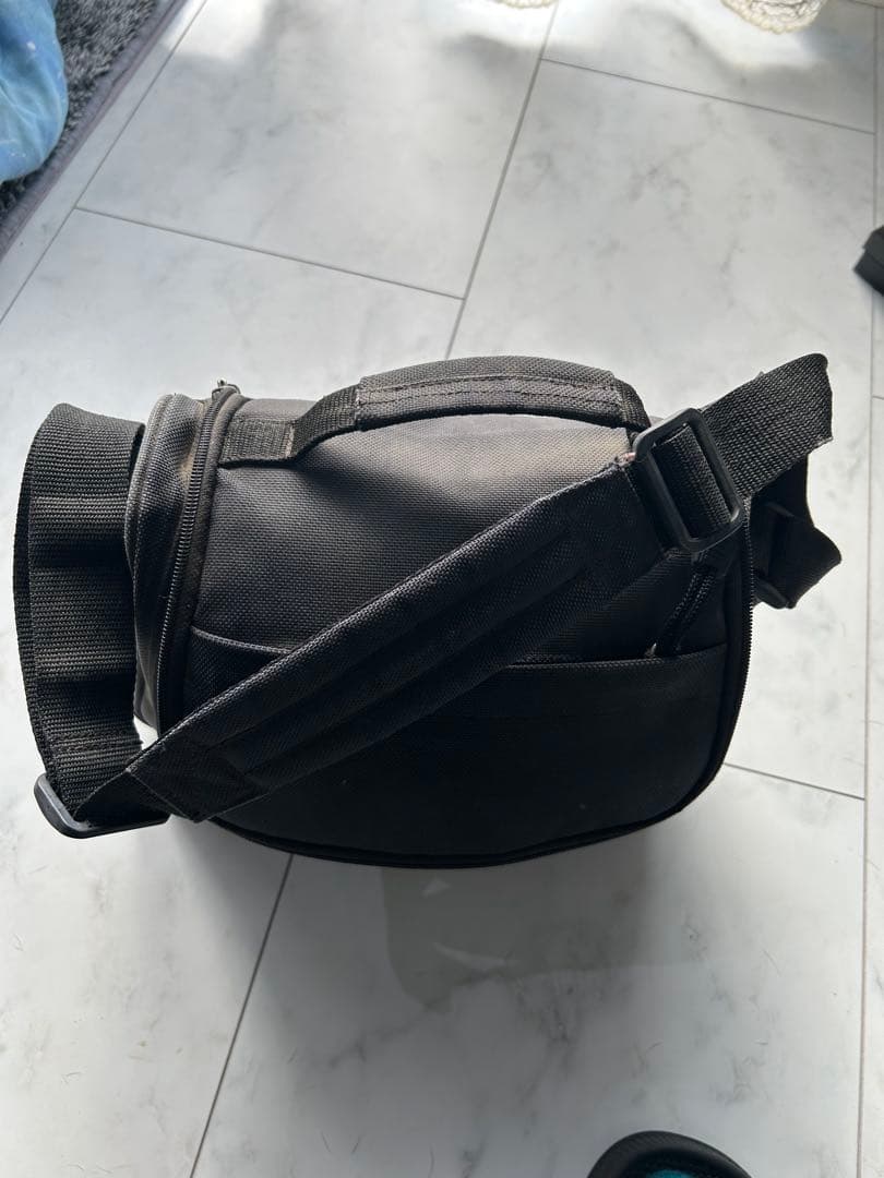 Canon EOS Kiss X2 デジ一眼レフカメラ １５年前当時物ジャンク品