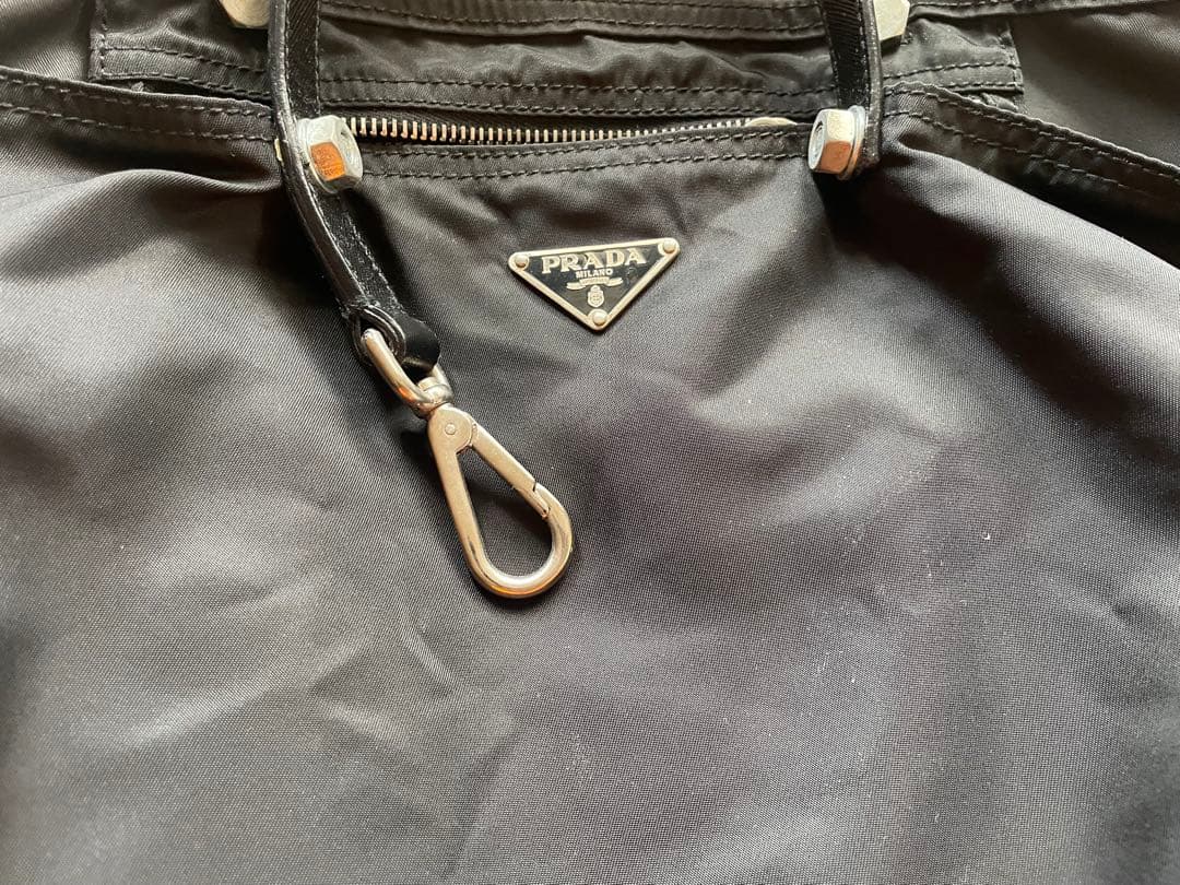 PRADA ブラックナイロン トートバッグ