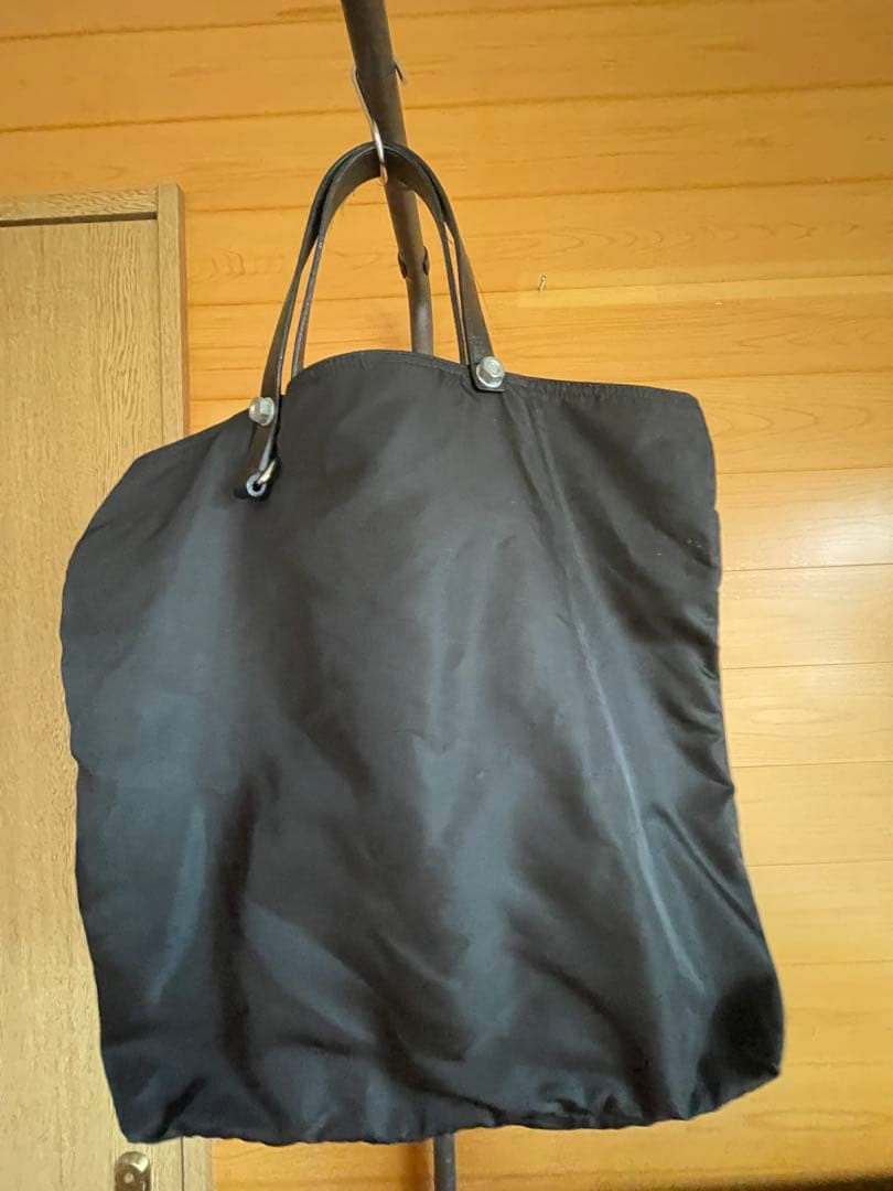 PRADA ブラックナイロン トートバッグ