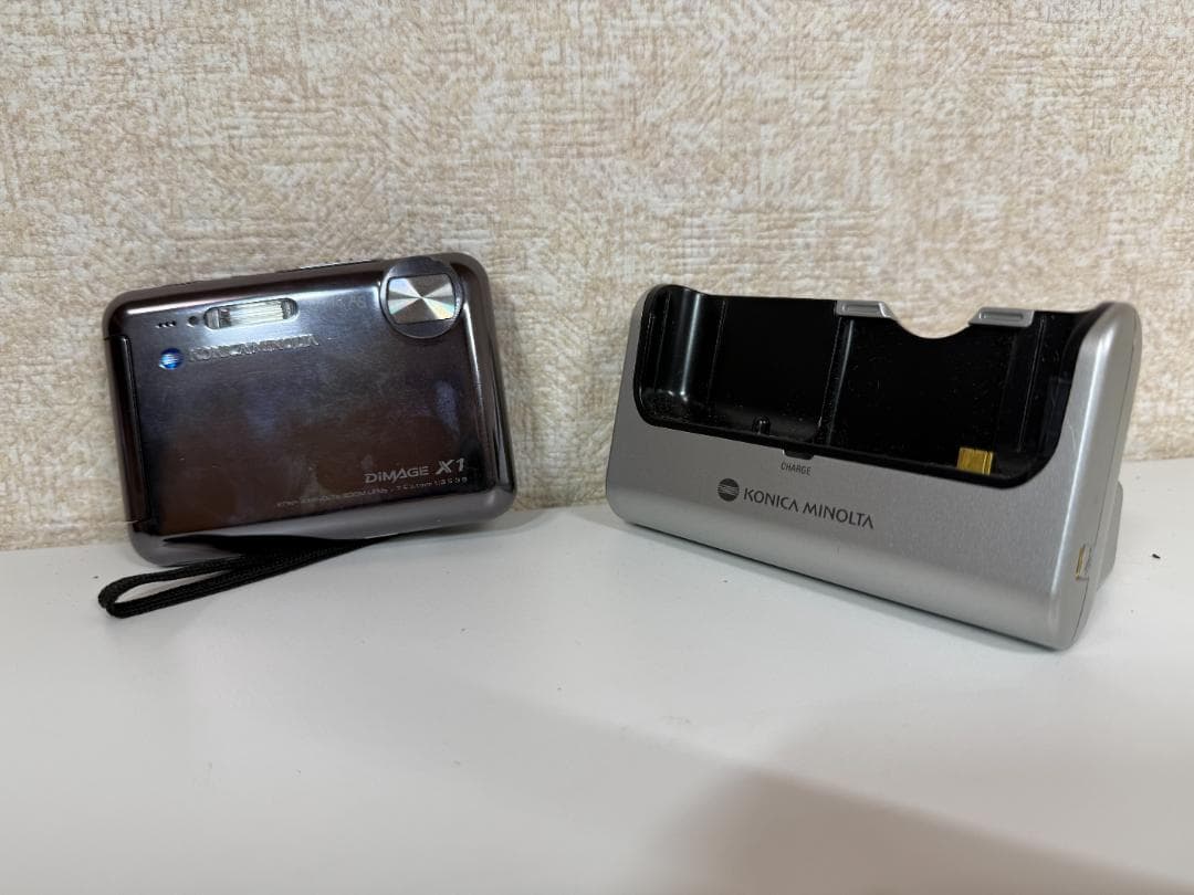 コニカミノルタ コンパクトデジタルカメラ DIMAGE X1 充電器付き