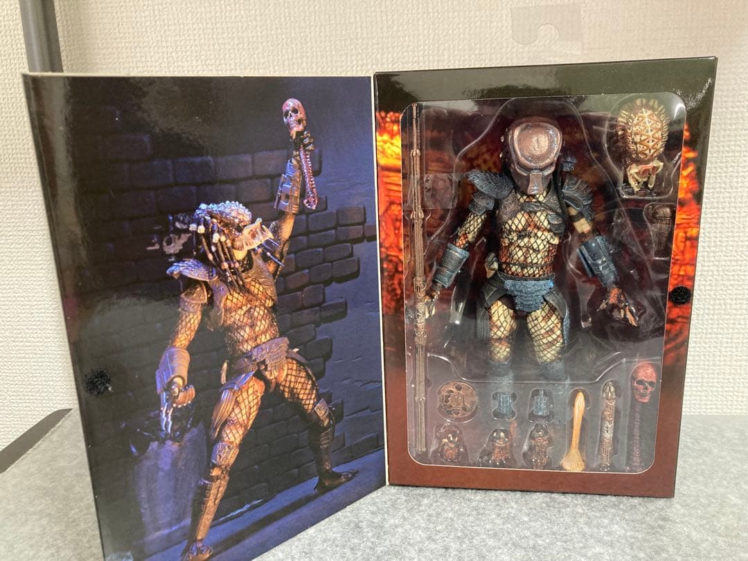 ネカ　NECA プレデター2 シティハンター　プレデター