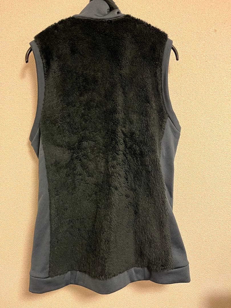 マウンテンハードウェア ポーラテックハイロフトベスト S オールブラック