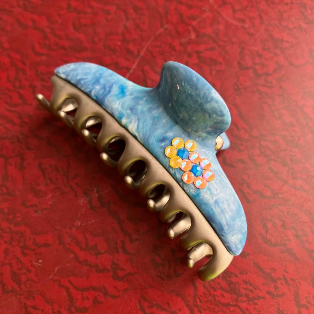 acca ヘアクリップ Mサイズ ほぼ未使用美品【最終値下げ！明日まで】