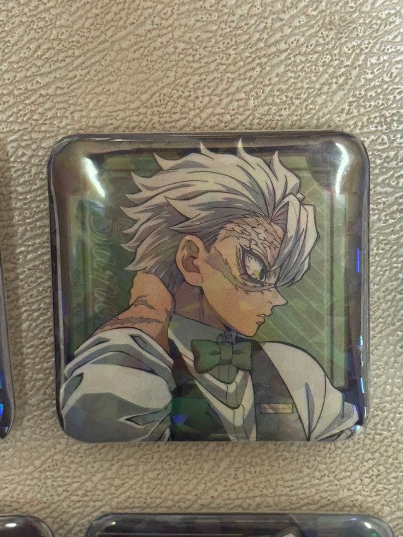 鬼滅の刃　グリッター缶バッジ