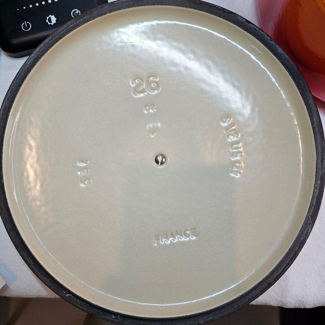 LE CREUSET ル・クルーゼ 26CM オレンジ 鋳鉄 両手鍋