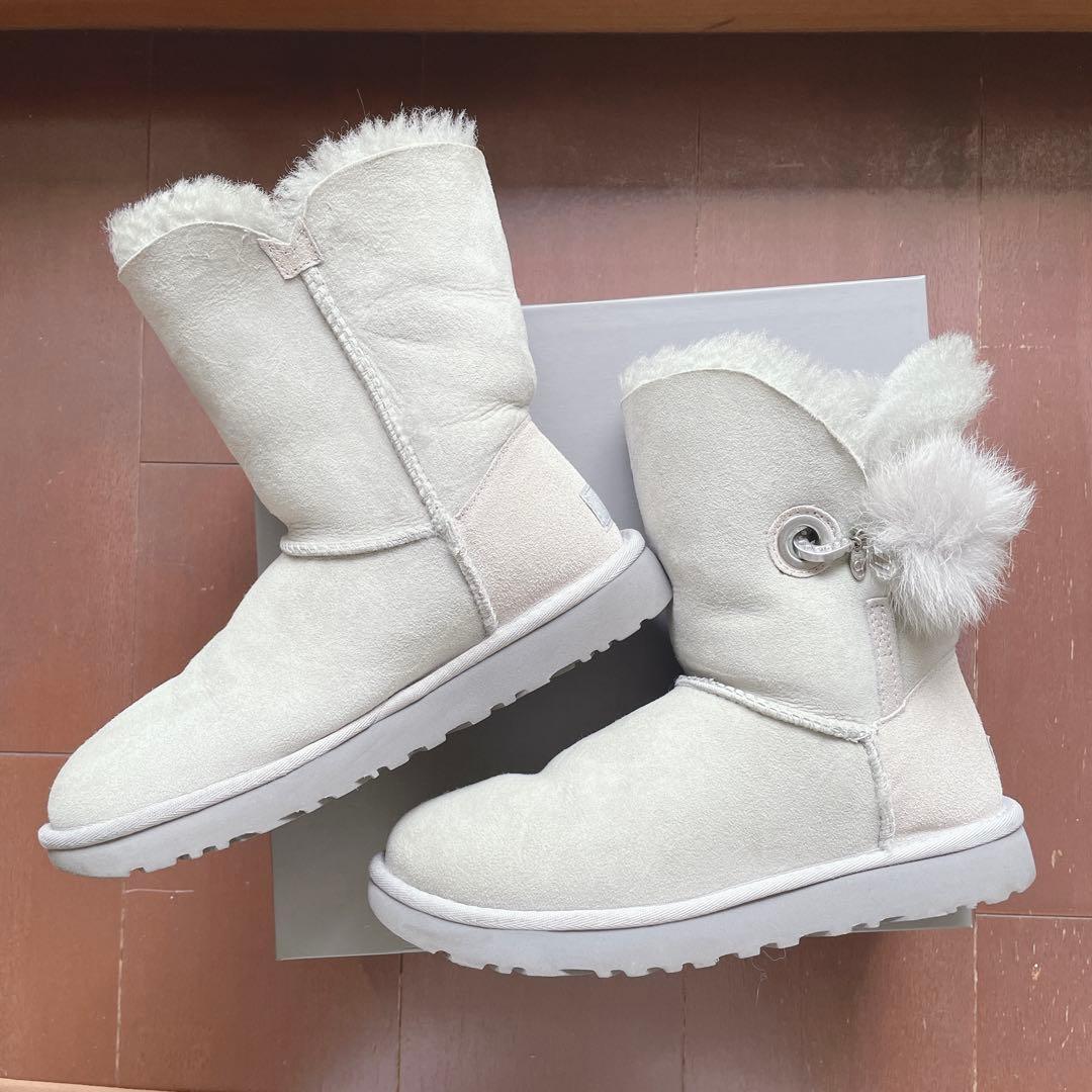 SALE❗️【美品】正規品　UGG ムートンブーツIRINA ２３cm