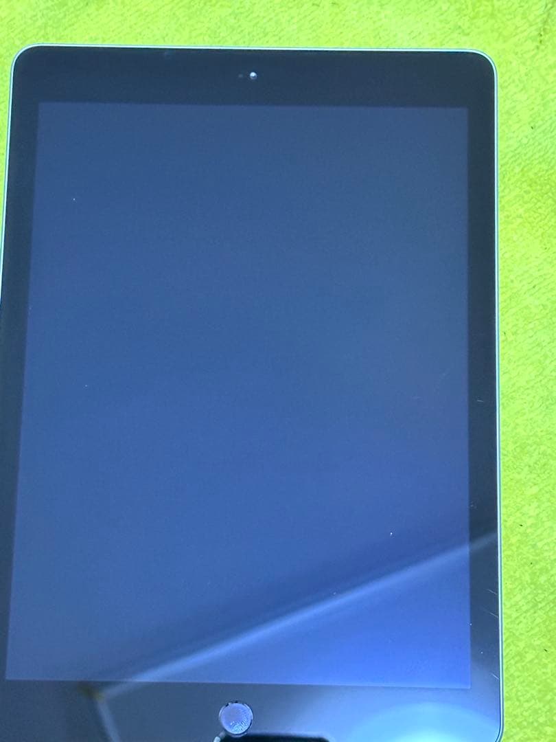 iPad 9.7インチ (第6世代) 32GB WiFi モデル