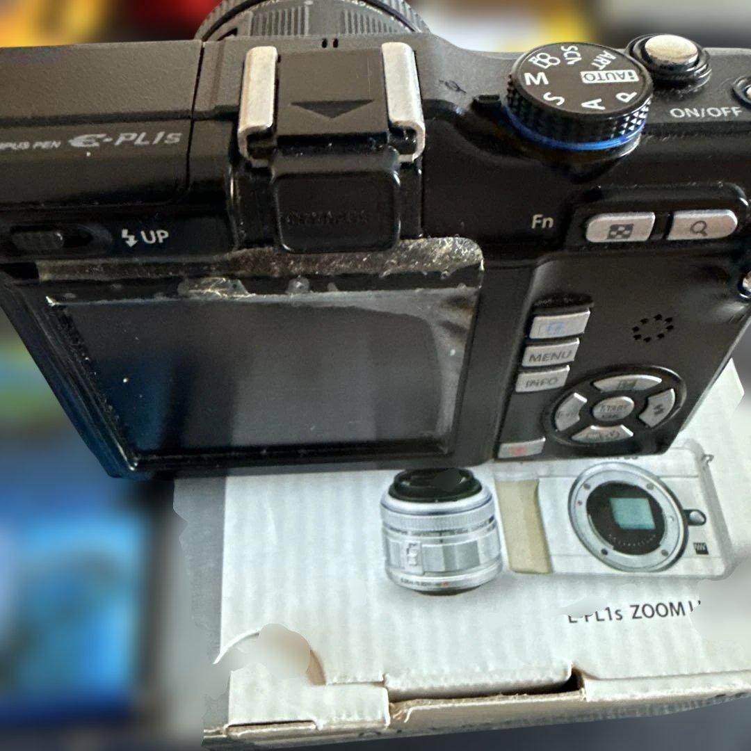 OLYMPUS PEN E-PL1s ズームレンズキット