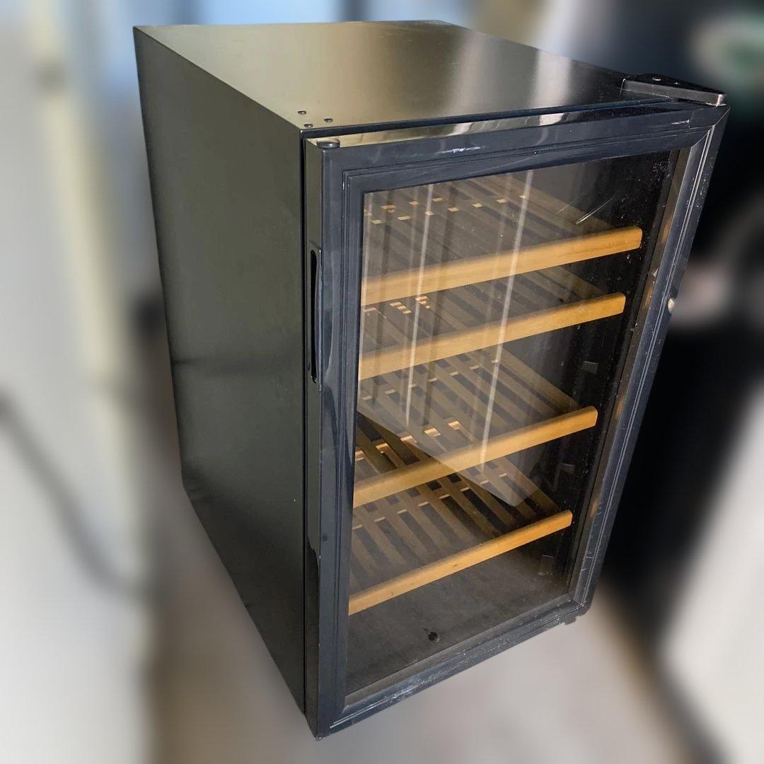 エクセレンス電気冷蔵庫　ワインセラー MB-111C