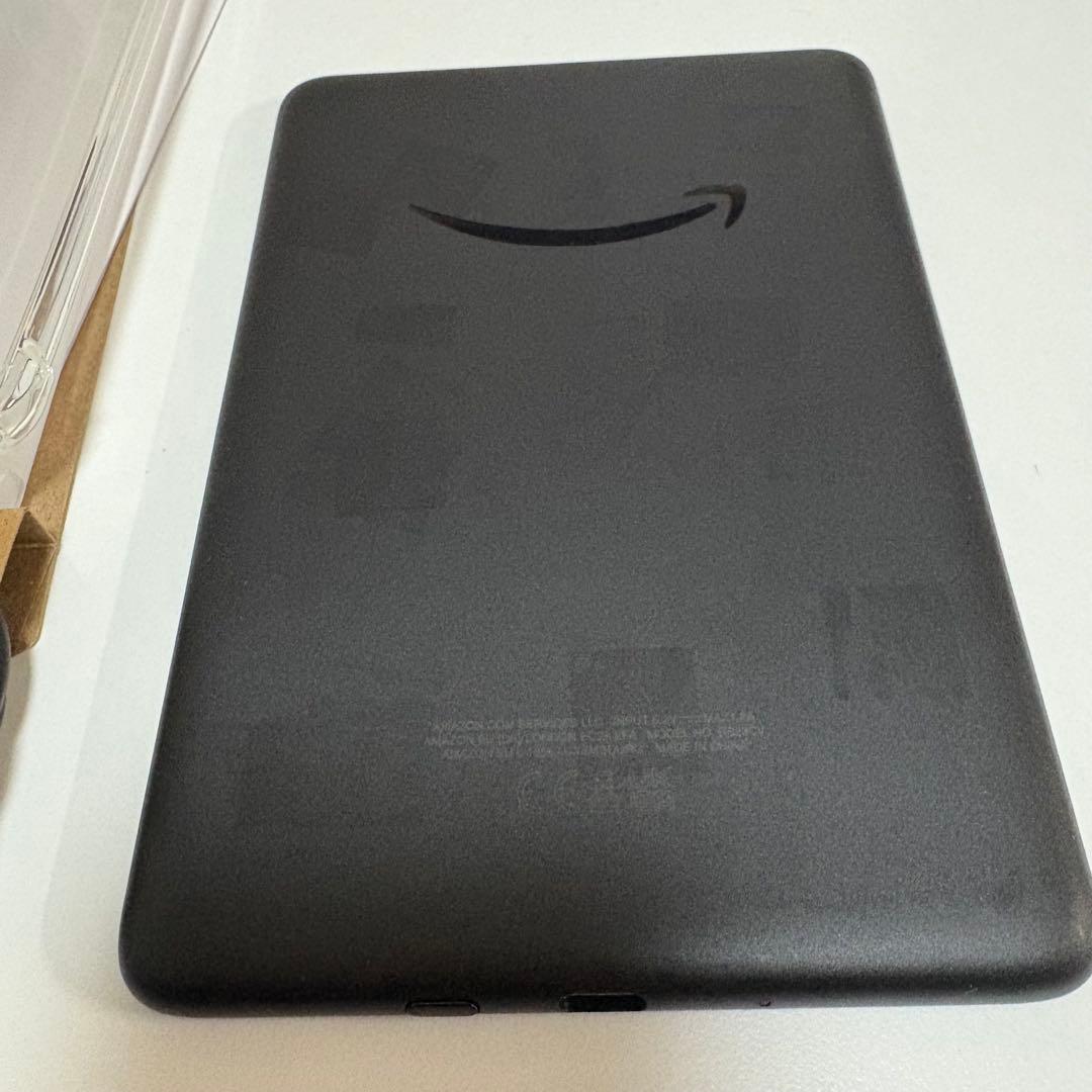 Kindle 11世代(2024年) 16GB 広告なし ブラック 本体 カバー