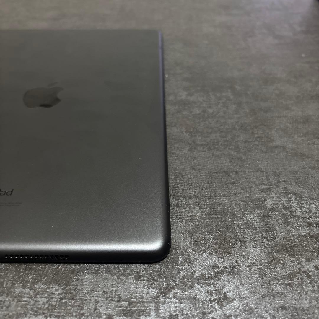 Apple iPad (第9世代) 10.2インチ スペースグレー
