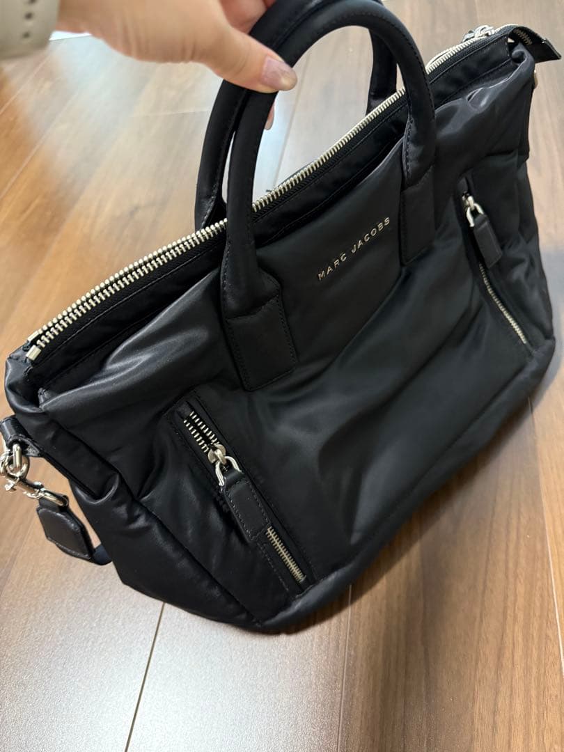 MARC JACOBS ショルダーバック 2way 大容量 ナイロン