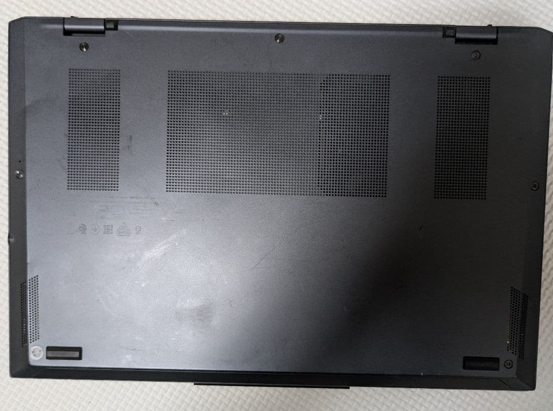 バ*ス様 MSI Prestige 13 AI Evo A1MG