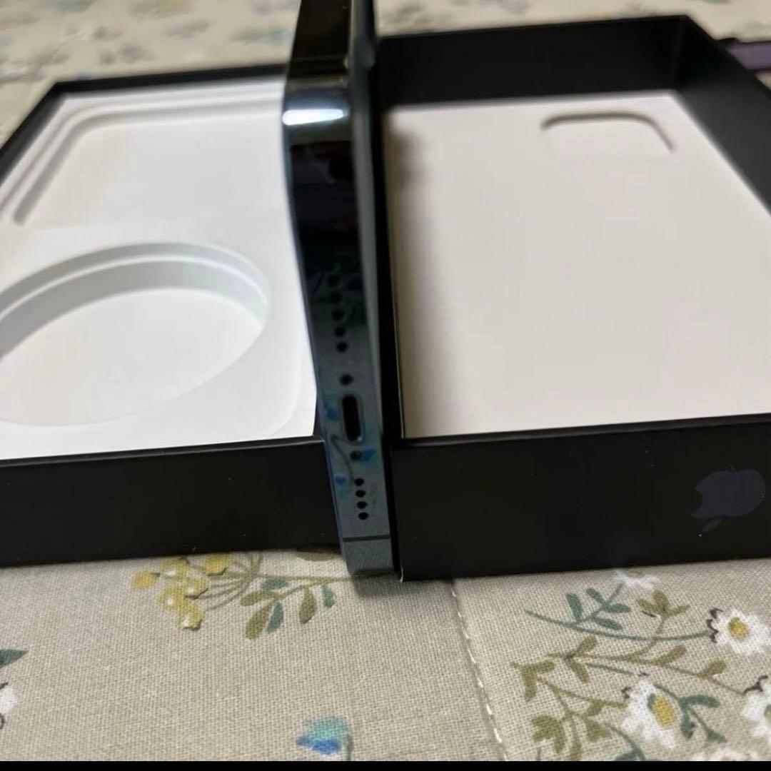 美品 iPhone 12 Pro Max 128GB パシフィックブルー