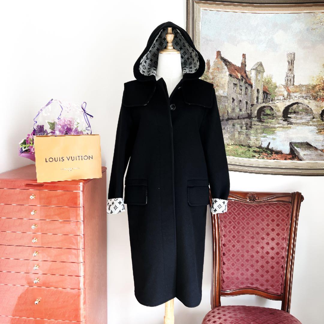 美品　LOUISVUITTONヴィトン　モノグラム フーデッド　ロングコート