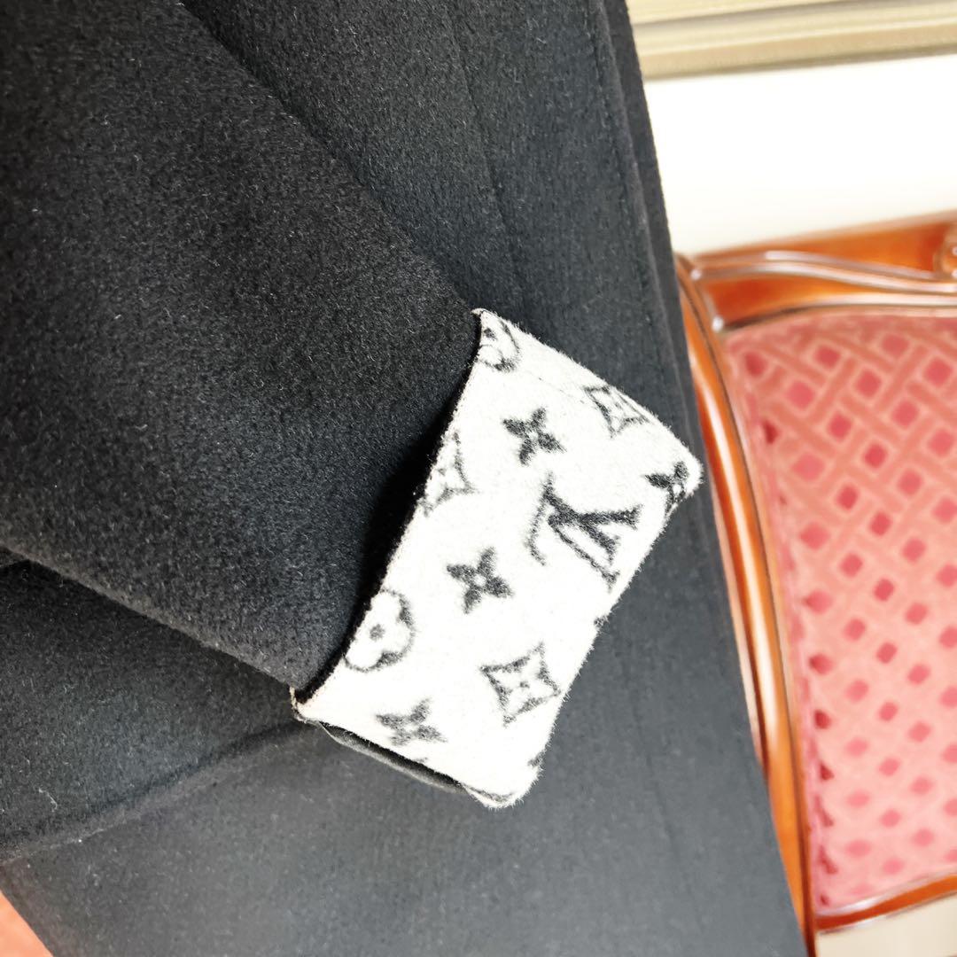 美品　LOUISVUITTONヴィトン　モノグラム フーデッド　ロングコート