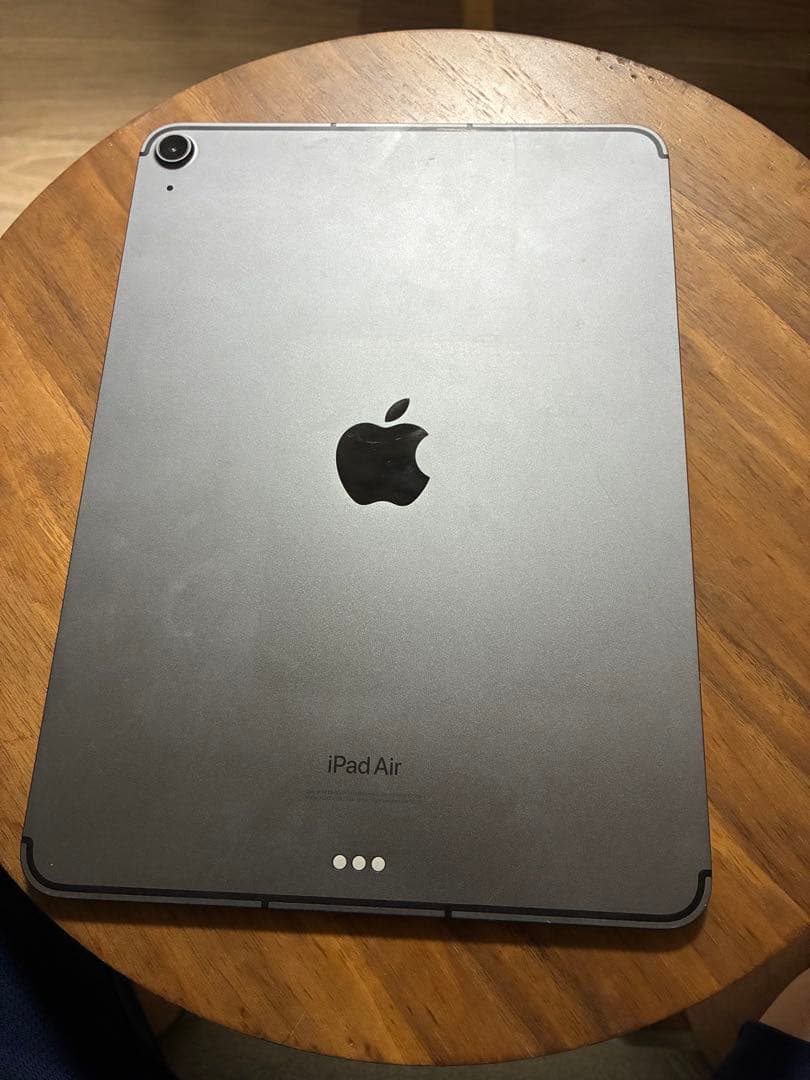 iPad Air (第5世代) 64GB スペースグレー セルラー