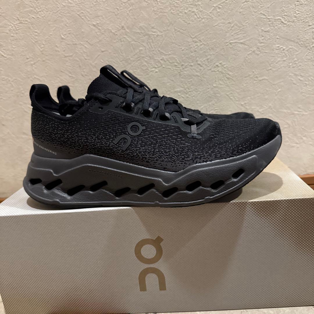 On Cloudsurfer Max オン クラウドサーファー マックス 黒