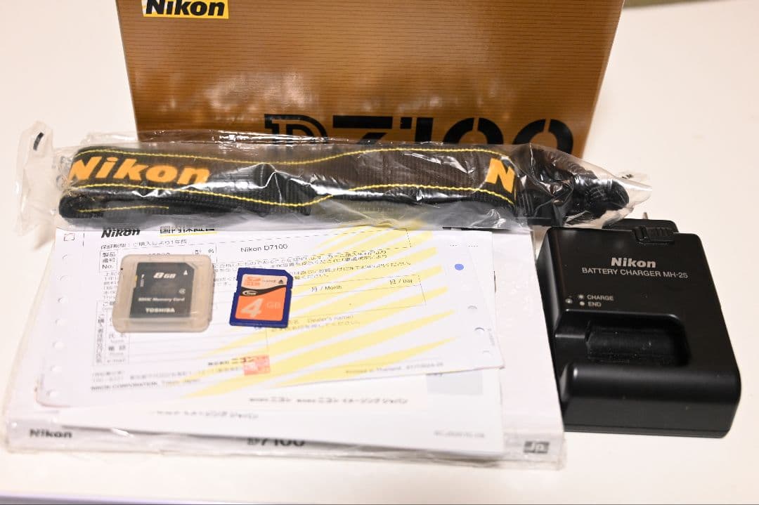 Nikon D7100 本体 + 付属品一式