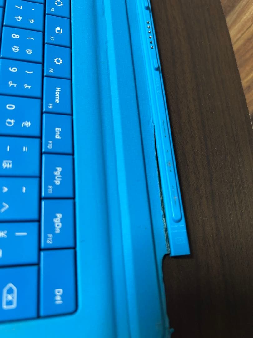 【初期化済】Surface Pro 5 128GB モデル＋純正キーボード