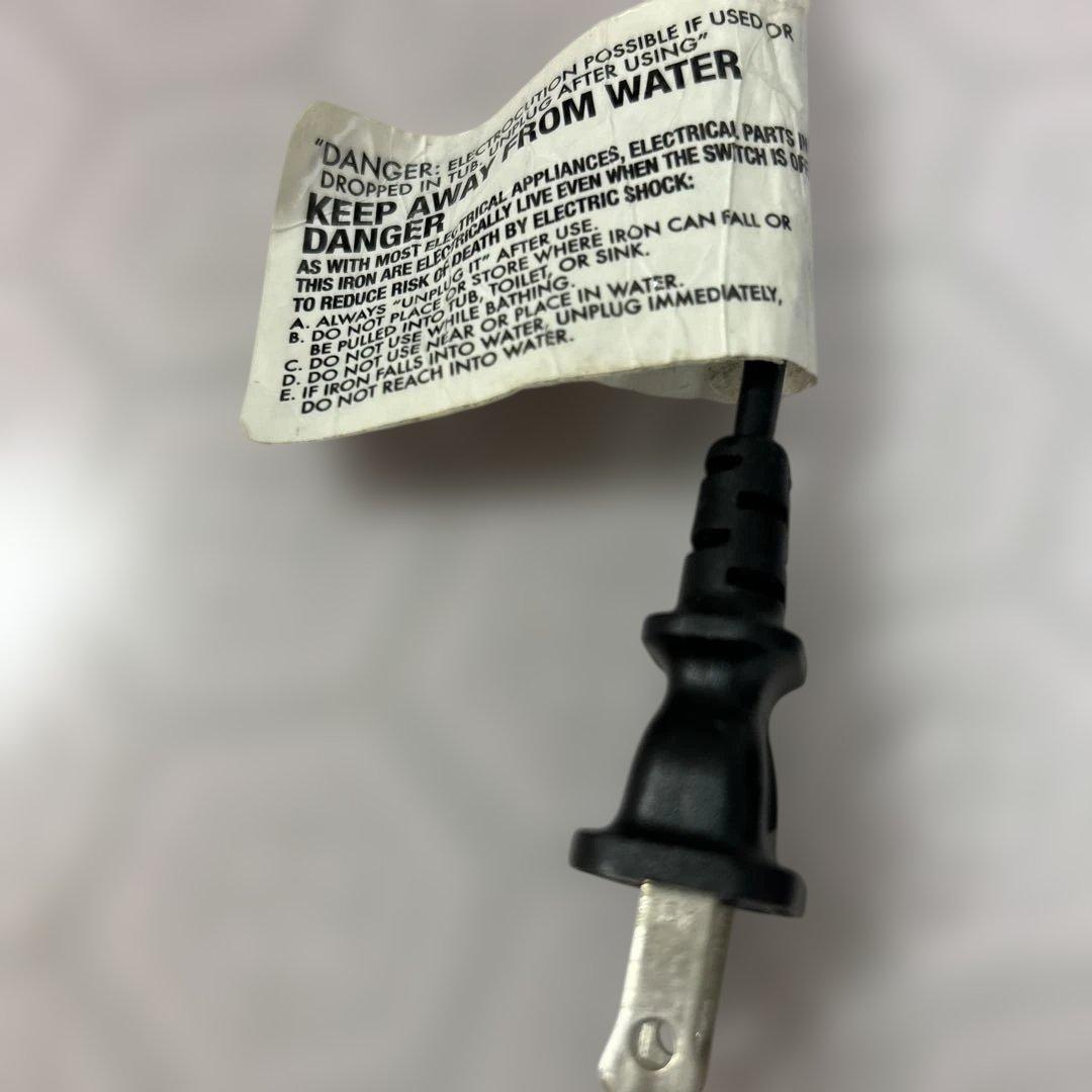 アメリカで購入Ceramic Straight Iron ストレートヘアアイロン