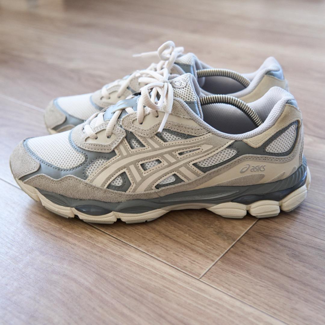 美品 ASICS GEL-NYC cream/oystergray 27.5cm