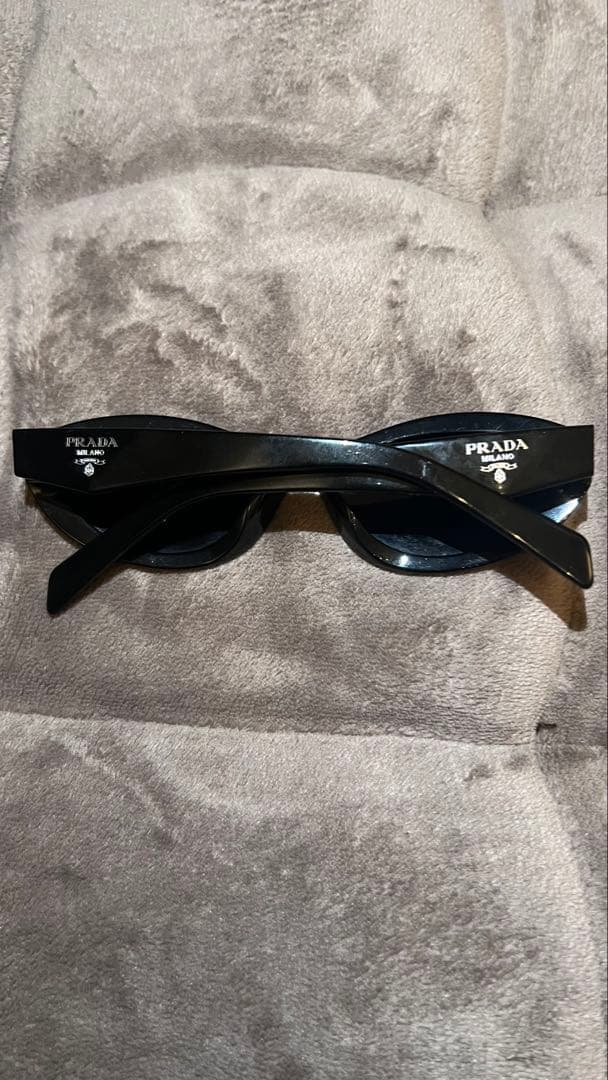 PRADA サングラス SPR26Z キャットアイ ブラック 本体のみ