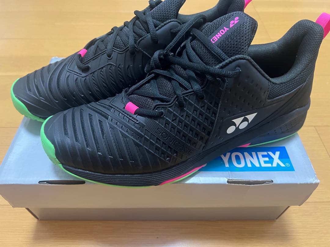 YONEX テニスシューズ ブラック/ピンク/グリーン