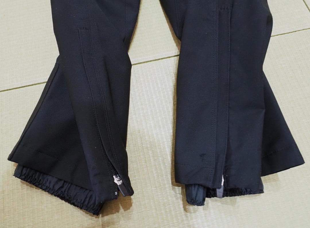 デサント　ビブパンツ　スキーウェア　中綿入り　ヒートナビ　黒　【美品】