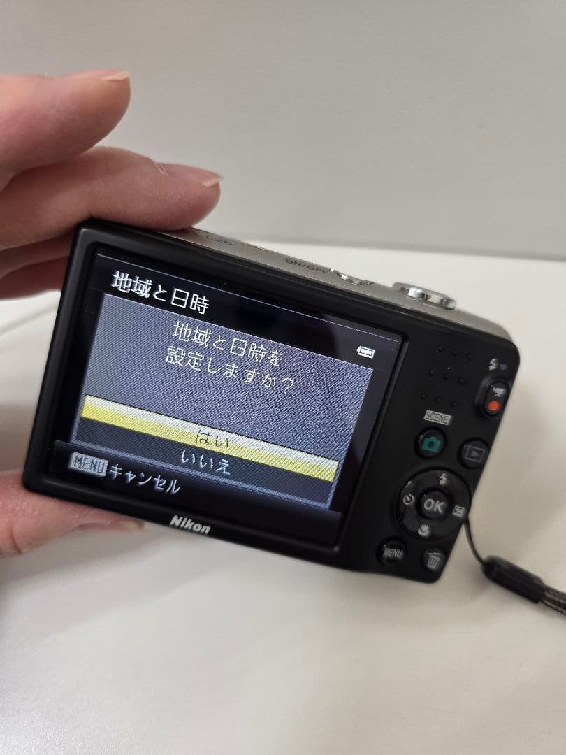 超美品 Nikon COOLPIX L26 コンパクトデジタルカメラ 電池モデル