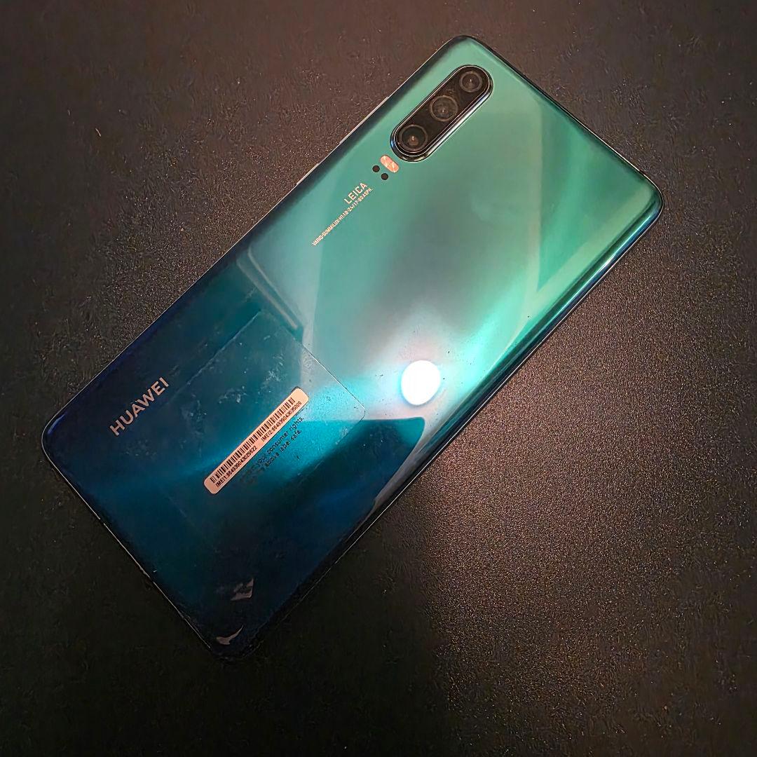 美品　HUAWEI p30 青銀　物理デュアルシム　SIMフリー